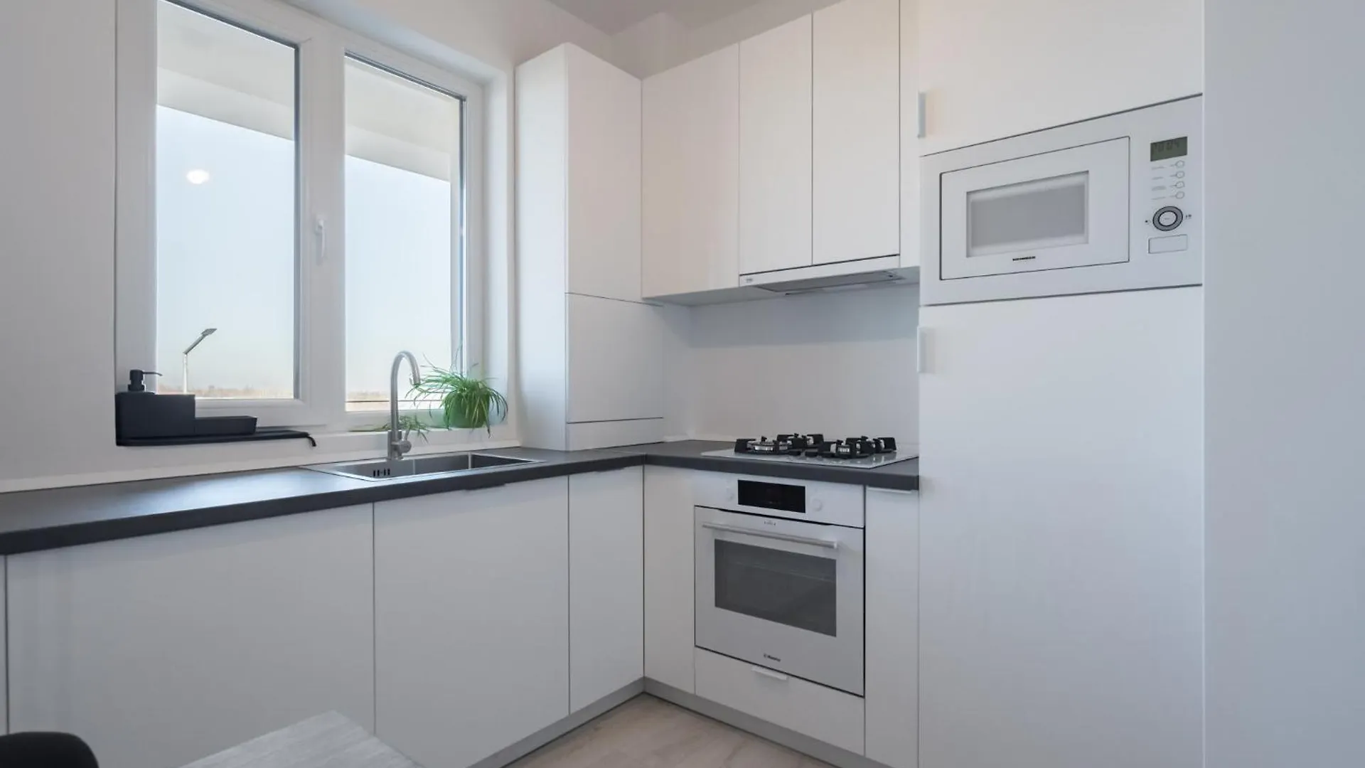 Aeroprime - Loft Apartment Tunari  Romania