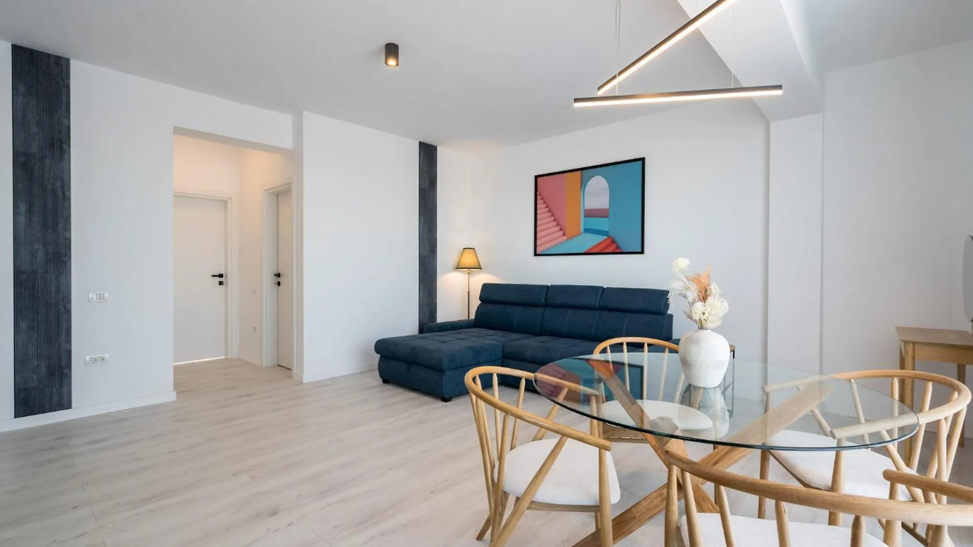 Aeroprime - Loft Apartment Tunari