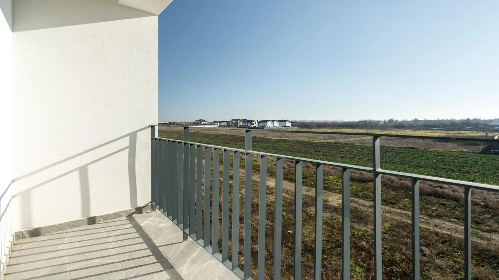 Aeroprime - Loft Apartment Tunari  Romania