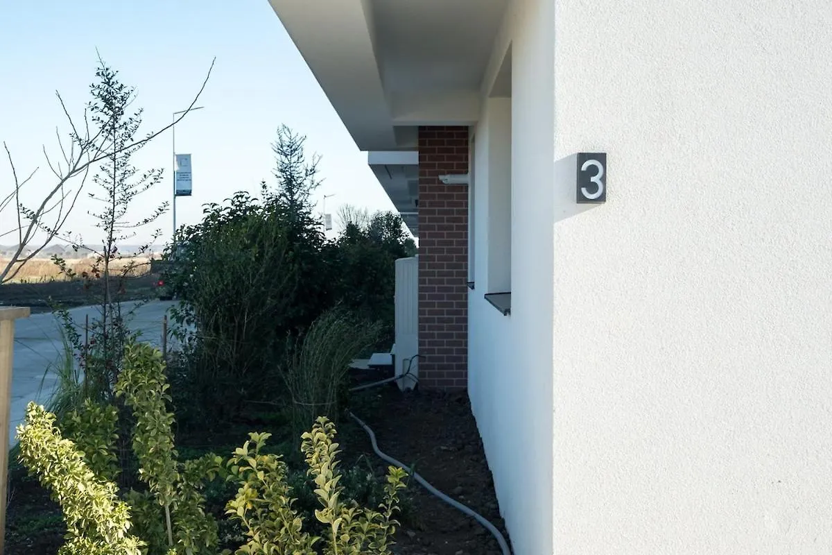 Aeroprime - Loft Apartment Tunari  0*, Tunari (Ilfov) Romania