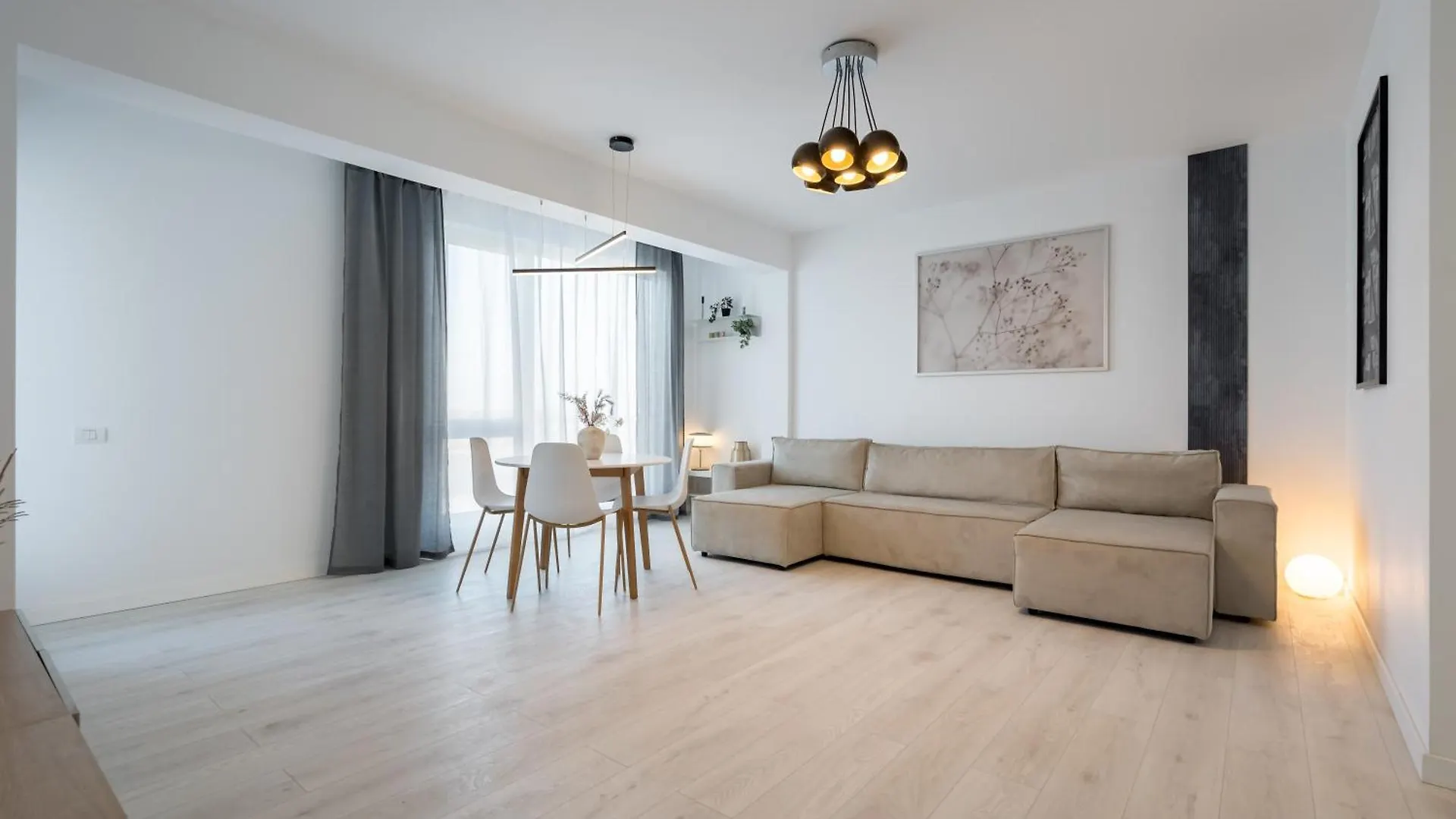 Aeroprime - Loft Apartment Tunari