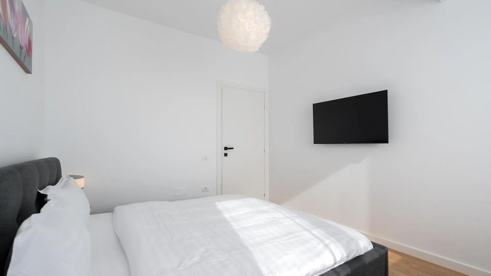 Aeroprime - Loft Apartment Tunari  0*, Tunari (Ilfov)