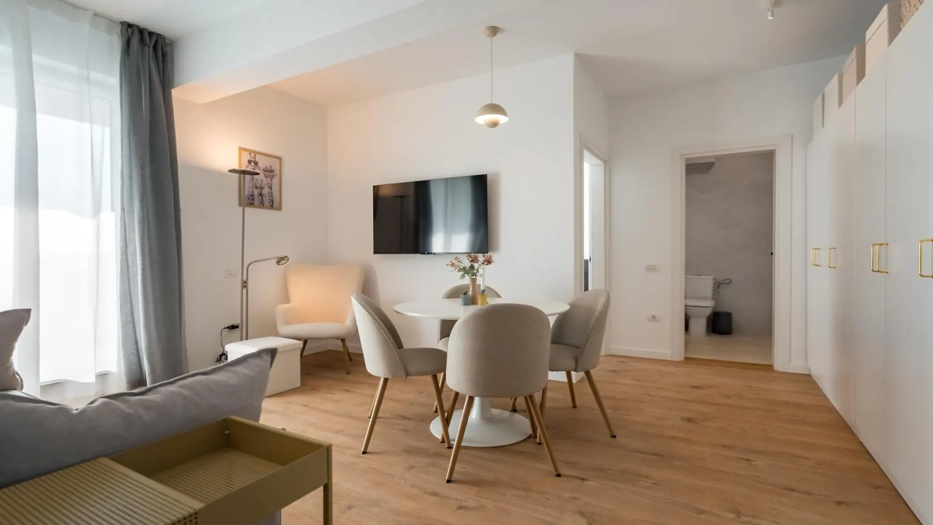 Aeroprime - Loft Apartment Tunari   Tunari (Ilfov)